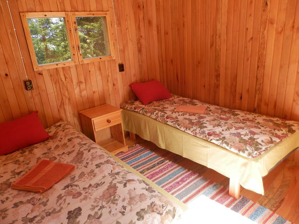 Ala-Laugu Holiday Home Leisi Екстер'єр фото