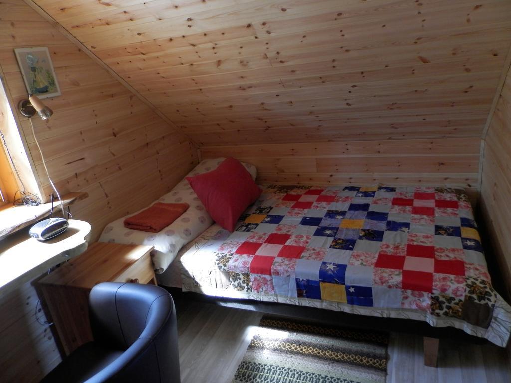 Ala-Laugu Holiday Home Leisi Екстер'єр фото
