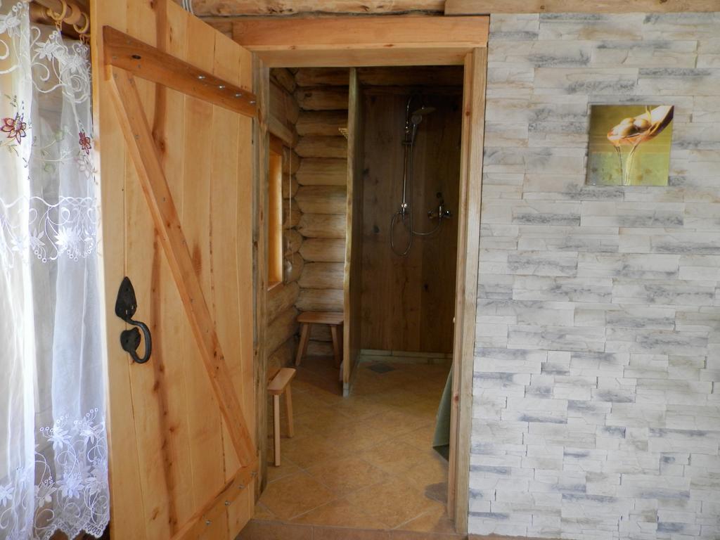 Ala-Laugu Holiday Home Leisi Екстер'єр фото