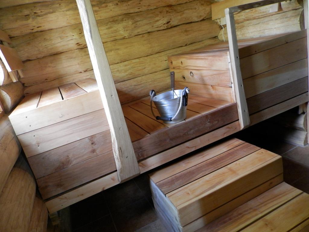 Ala-Laugu Holiday Home Leisi Екстер'єр фото