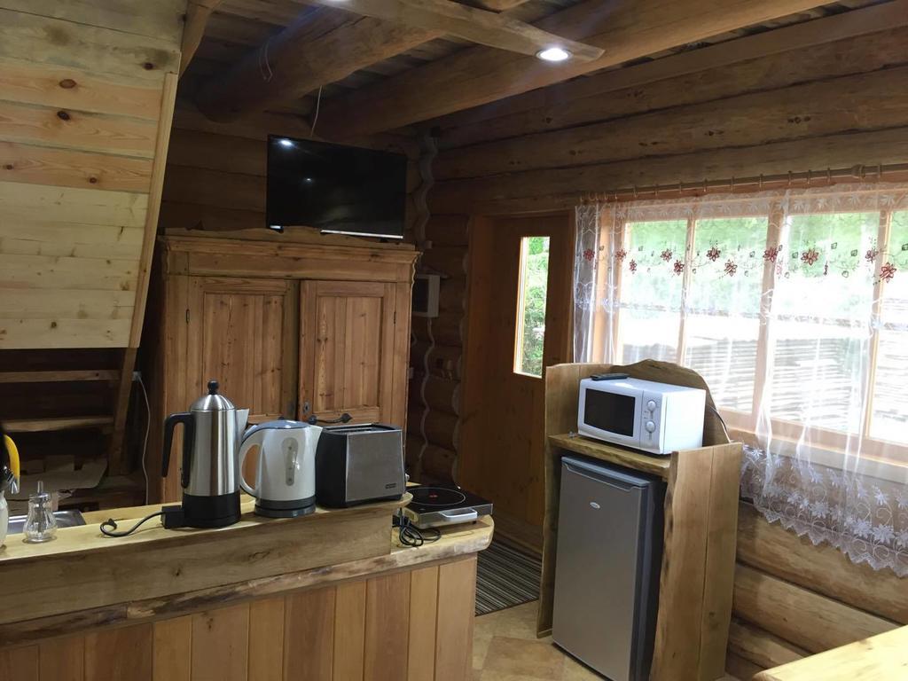 Ala-Laugu Holiday Home Leisi Екстер'єр фото