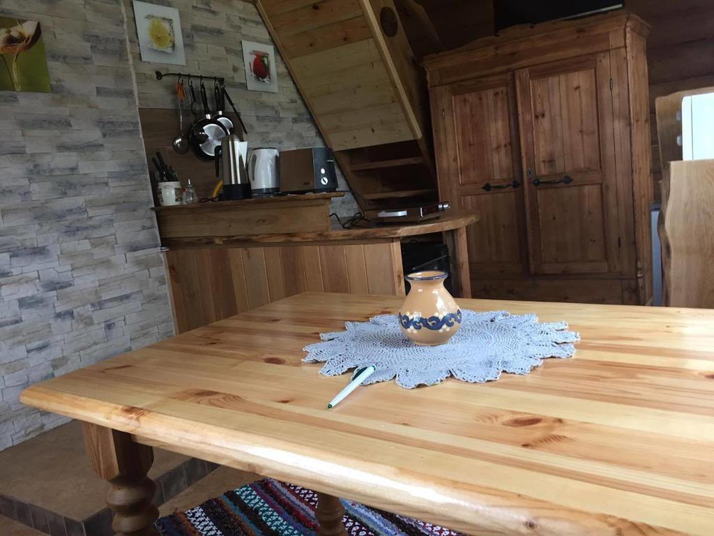 Ala-Laugu Holiday Home Leisi Екстер'єр фото