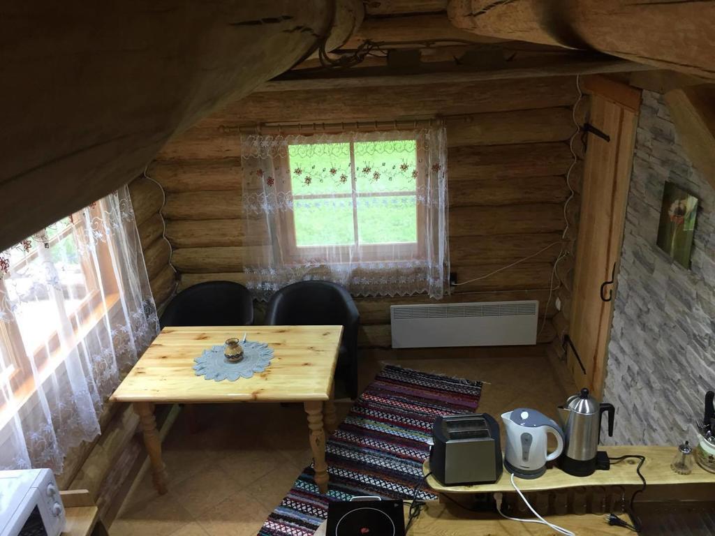 Ala-Laugu Holiday Home Leisi Екстер'єр фото