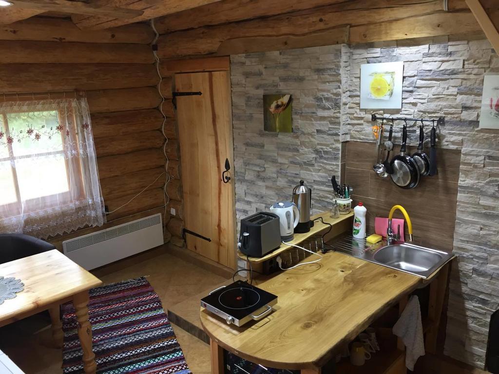 Ala-Laugu Holiday Home Leisi Екстер'єр фото