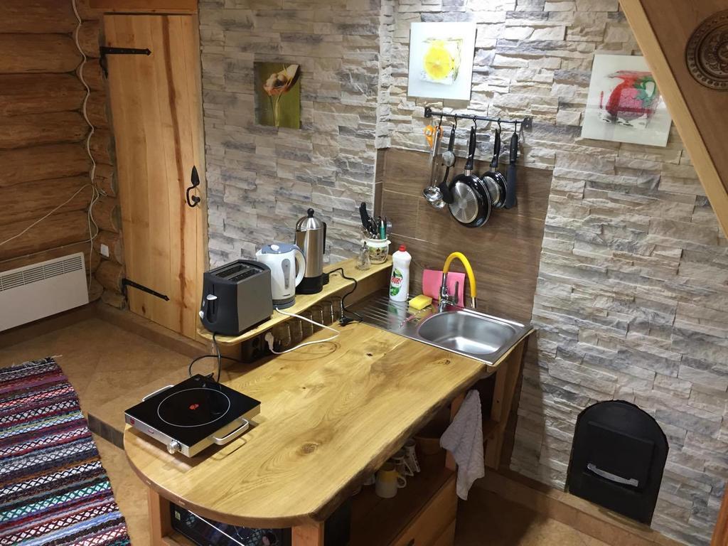 Ala-Laugu Holiday Home Leisi Екстер'єр фото